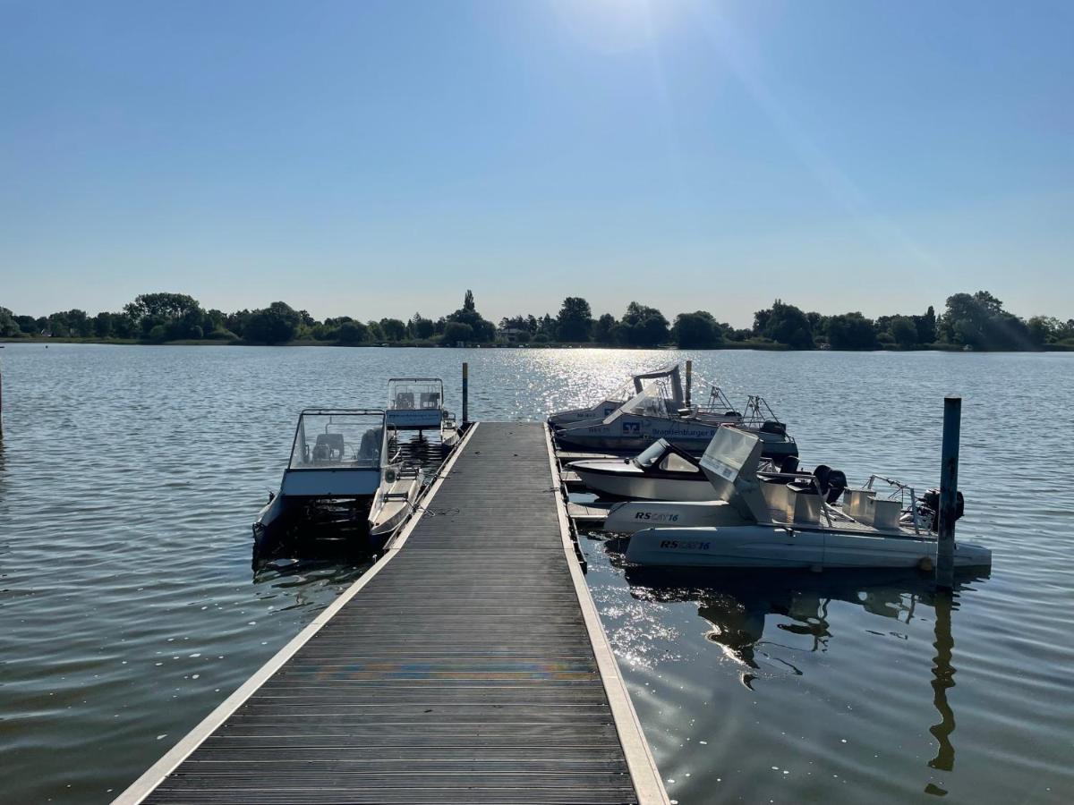 Wohnen In Loriots Wasserstadt Mit Kamin Und Magentatv Apartment Brandenburg  Exterior foto